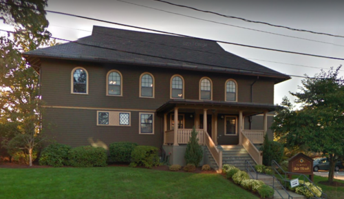 Street view of front of Temple Shir Tikvah, Winchester, MA